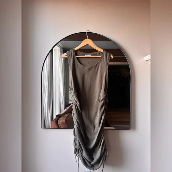 GOOD AMERICAN | tank ruched dress | size 7 - Picture 3 of 5